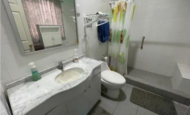 SE VENDE ACOGEDORA PARCELA EN LOS LAURELES