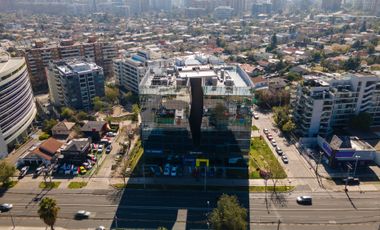 SE VENDE MODERNA OFICINA EN LAS CONDES