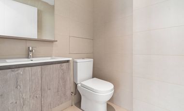 SE VENDE MODERNA OFICINA EN LAS CONDES