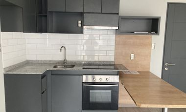 Oportunidad !!!Metro Ricardo Cumming Departamento 2D /2B Estacionamiento y Bodega