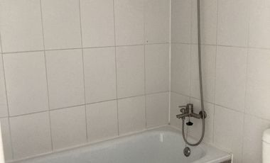 Oportunidad !!!Metro Ricardo Cumming Departamento 2D /2B Estacionamiento y Bodega