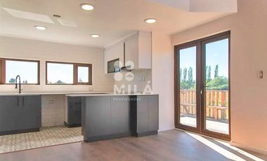 Casa en Venta en Casa parcela Molino Viejo. NUEVA