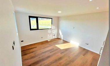 Casa en Venta en Casa parcela Molino Viejo. NUEVA