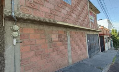 CASA SOLA EN VENTA  EN CHIAUTEMPAN COL. EL ALTO