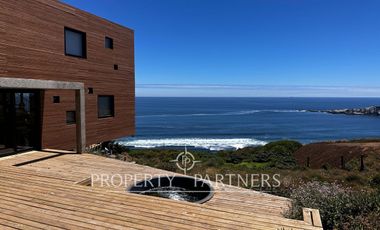 Matanzas, Moderna Casa frente al Mar