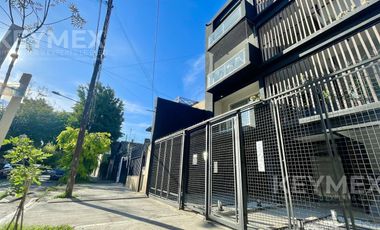 Venta Departamento San Isidro balcon al frente piso entero 2 cocheras oportunidad