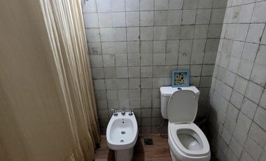 Casa en venta - 3 Dormitorios 2 Baños - La Plata