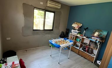 Casa en venta - 3 Dormitorios 2 Baños - La Plata