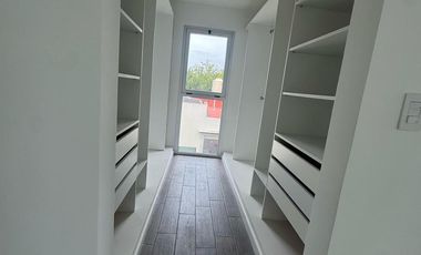Casa 4 ambientes en 2 plantas en venta - Barrio Privado Las Golondrinas