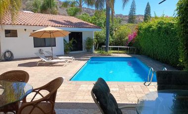 Residencia de Lujo en Venta en Santa Anita Club de Golf