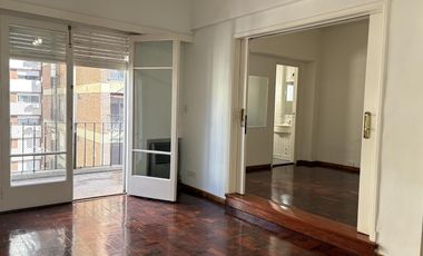 Alquiler Departamento 2 ambientes balcón terraza  Plaza Martín.