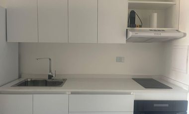 Excelente Loft en alquiler temporario con cochera. Distrito Quartier, Retiro.