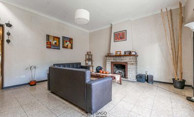 Casa en  Ph en venta 3 ambientes con dependencia en Güemes