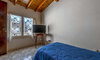 Casa en  Ph en venta 3 ambientes con dependencia en Güemes