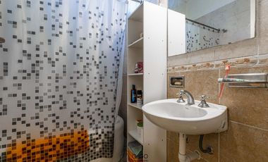 Casa en  Ph en venta 3 ambientes con dependencia en Güemes