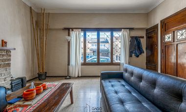Casa en  Ph en venta 3 ambientes con dependencia en Güemes