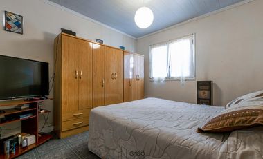 Casa en  Ph en venta 3 ambientes con dependencia en Güemes