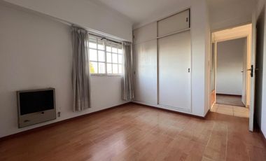 Alquiler Departamento  Villa Ballester 3 Ambientes con Cochera
