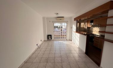 Alquiler Departamento  Villa Ballester 3 Ambientes con Cochera