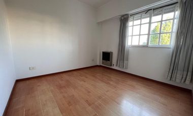 Alquiler Departamento  Villa Ballester 3 Ambientes con Cochera