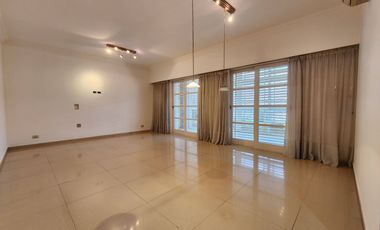 Piso de categoría en venta en Villa Lugano