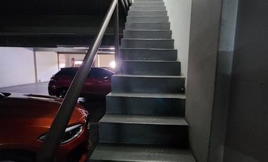 Piso de categoría en venta en Villa Lugano