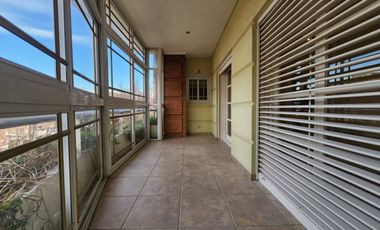 Piso de categoría en venta en Villa Lugano