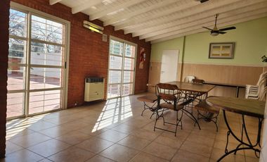 Piso de categoría en venta en Villa Lugano
