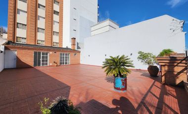 Piso de categoría en venta en Villa Lugano