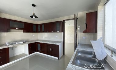 Casa en Venta en Fraccionamiento Privado Coatepec, Ver.