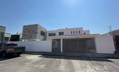 Casa en Venta en Fraccionamiento Privado Coatepec, Ver.