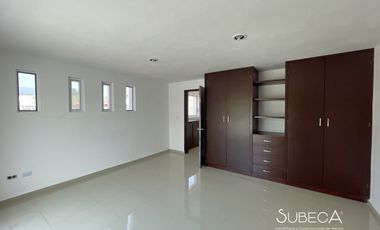 Casa en Venta en Fraccionamiento Privado Coatepec, Ver.