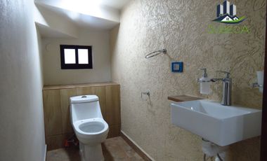 Casa en Venta Fracc. Santa María Coatepec, Ver.
