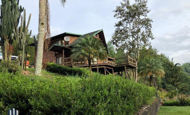 Cabaña en Venta con 1,500 m2 de Terreno, Camino Coapexpan, Xalapa