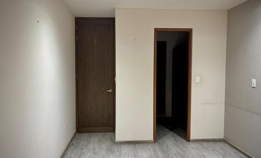AMPLIO DEPARTAMENTO EN AV SAN BERNABE