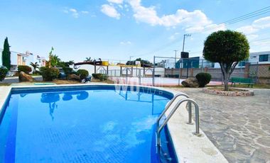 CASA EN VENTA EN BOSQUES DE SANTA ANITA