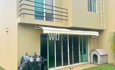 CASA EN VENTA EN BOSQUES DE SANTA ANITA