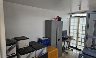 Oficina en renta ¡Oportunidad Única para Tu Negocio!...