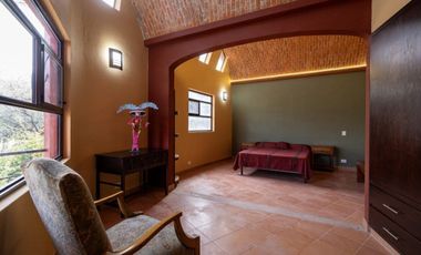 Casa en Venta en Atotonilco, San Miguel de Allende – Diseño Contemporáneo