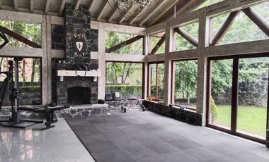 Venta o renta de casa en Club de Golf Los Encinos.