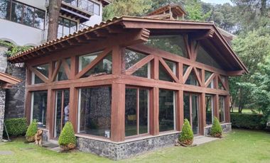 Venta o renta de casa en Club de Golf Los Encinos.