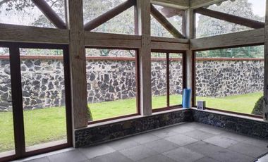 Venta o renta de casa en Club de Golf Los Encinos.