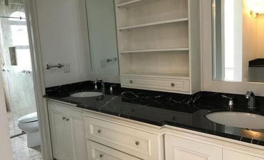 Venta o renta de casa en Club de Golf Los Encinos.