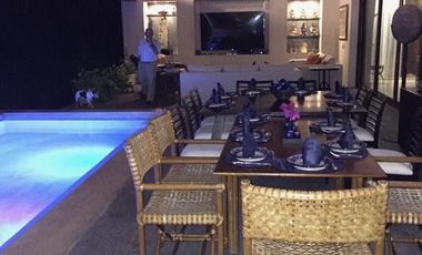 CASA EN VENTA EN EL YUCATAN COUNTRY CLUB, VISTA AL CAMPO DE GOLF