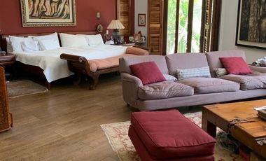 CASA EN VENTA EN EL YUCATAN COUNTRY CLUB, VISTA AL CAMPO DE GOLF