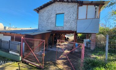 CASA ESQUINA EN VENTA – REQUÍNOA, VILLA VIDA NUEVA 4D Y 2B