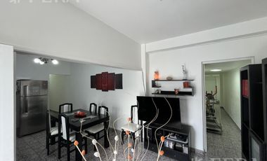 Venta de casa 3 ambientes con galpon y patio en Wilde