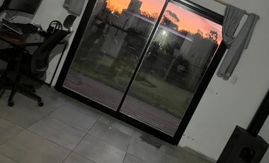 Casa en venta - 1 Dormitorio 1 Baño - Parque Bristol