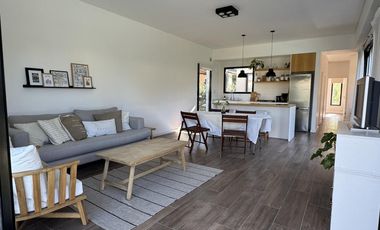 Casa en Venta 4 ambientes, en San Ramón, Pilar del Este