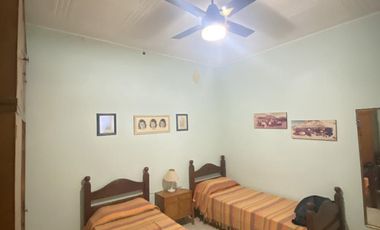 Casa con patio amplio en Pehuajó - Chassaing y Varela